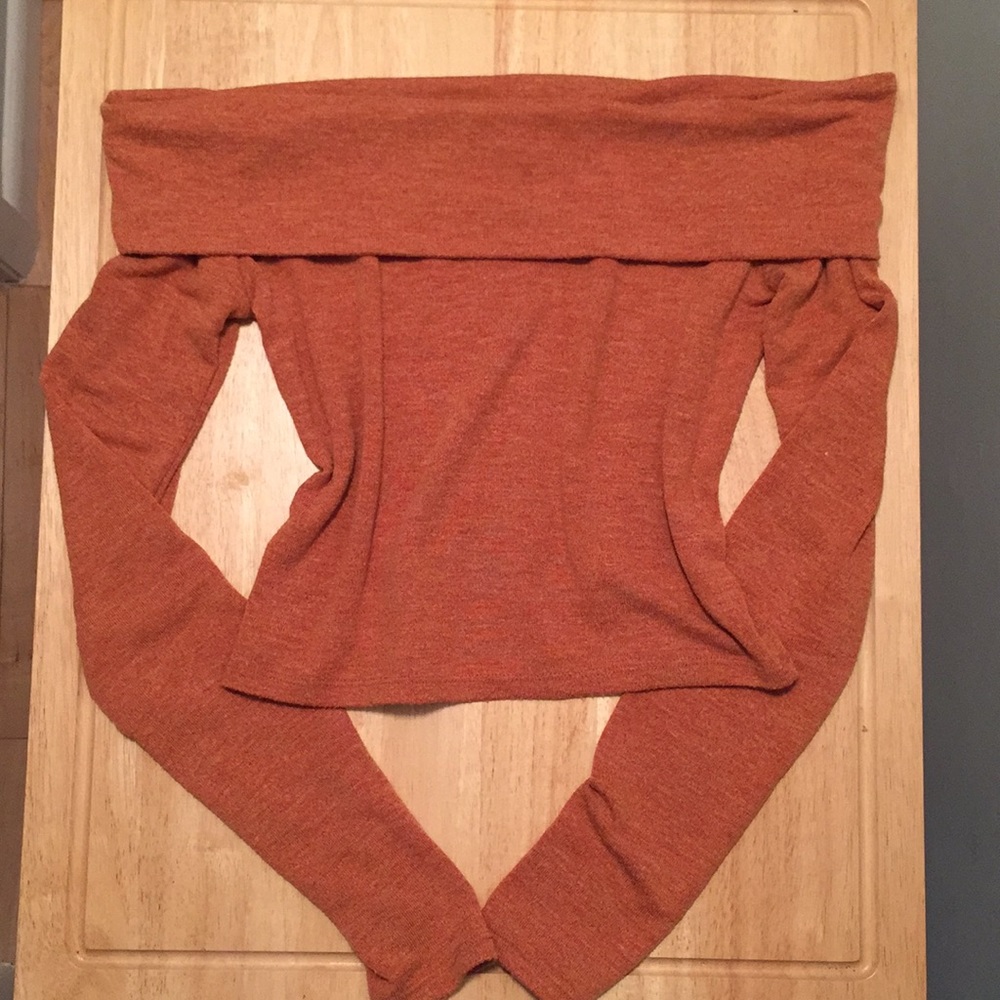 Off the shoulder cropped sweater long sleeve